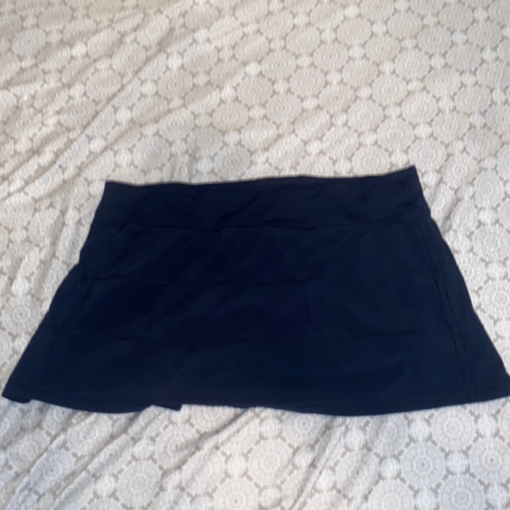 navy blue lululemon tennis skirt